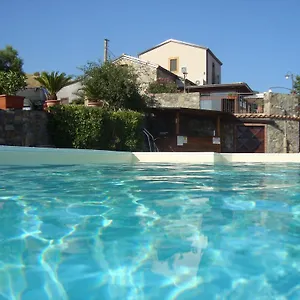 https://lo-scudiero-di-san-teodoro.sicilyhotelsitaly.net